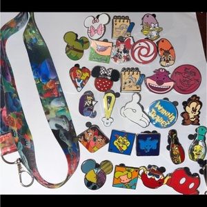 Disney pins lot